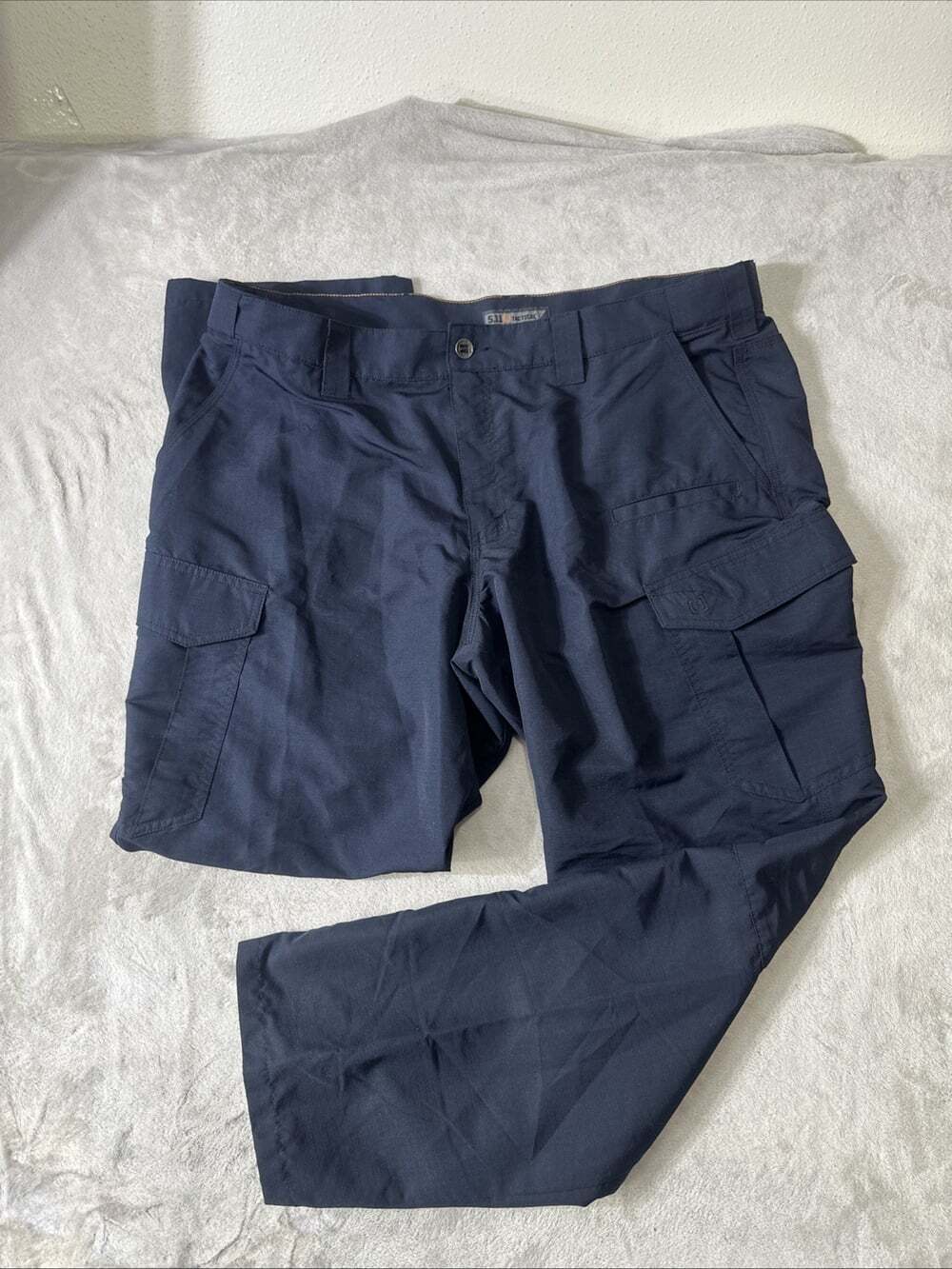 5.11 Tactical Lightweight Pants Mens 42x32 Navy Cargo Ripstop Utility